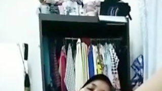 Mature indo hijab jilbab tudung uses cucumber fuck herself