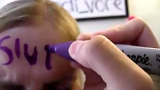 What her forehead says...