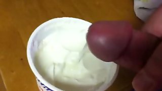 Cumload in mother-in-law\'s food 4