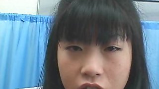 Food - Japanese girl eats cummy something