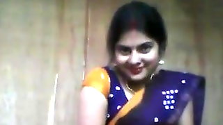 That pussy is honey dam she is sexy....