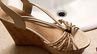Cute chinese shoes cum